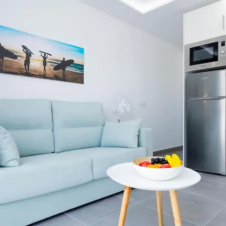 487 B Island Village Апартаменти Адехе