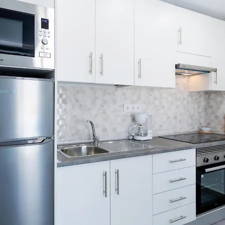 487 B Island Village * 阿德耶