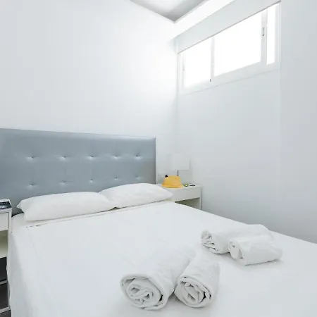 487 B Island Village *