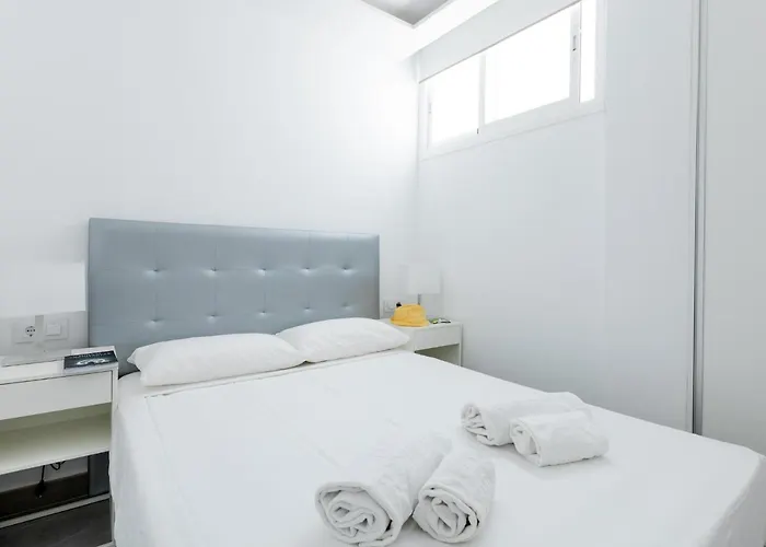 487 B Island Village *