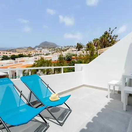 487 B Island Village Адехе